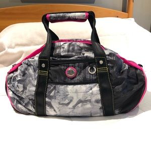 RARE Lululemon gym duffle bag - used once!